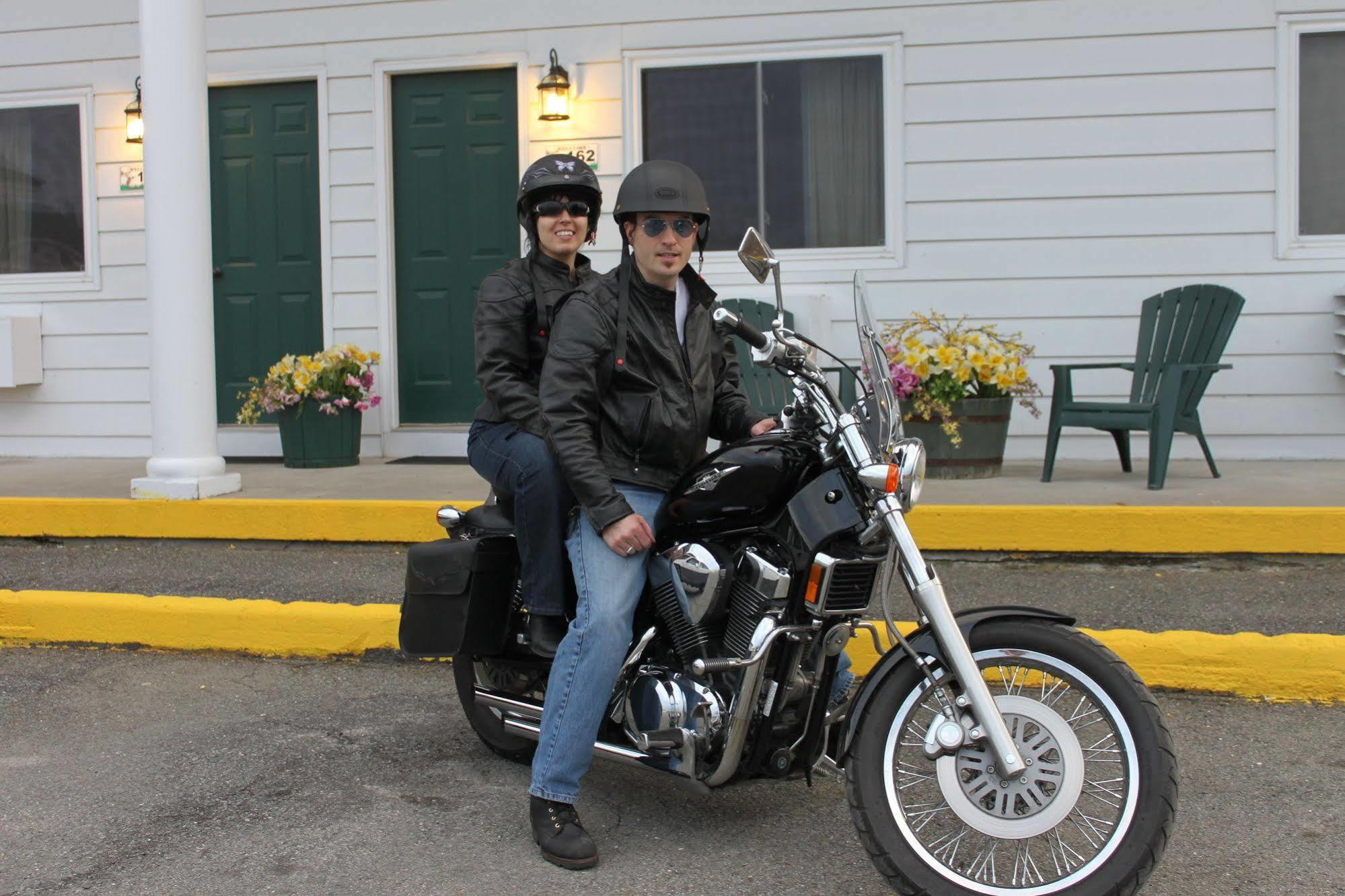 Maine Woods Inn Brewer Esterno foto