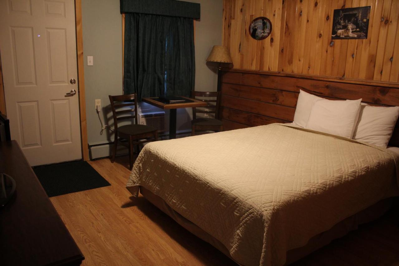 Maine Woods Inn Brewer Esterno foto