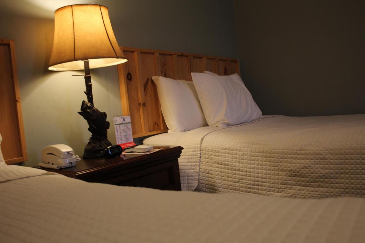 Maine Woods Inn Brewer Esterno foto